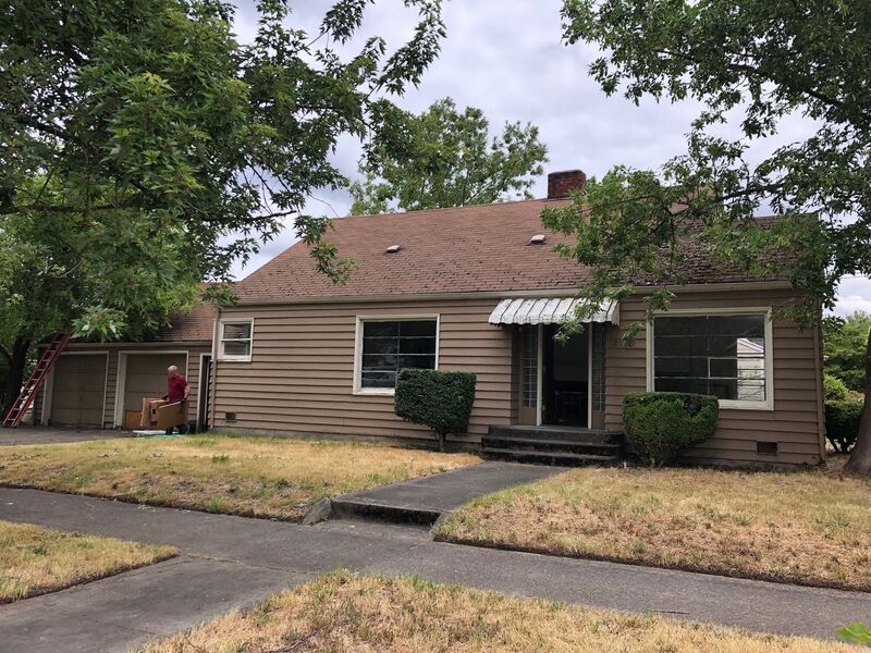 Eugene House: 2189 Hilyard