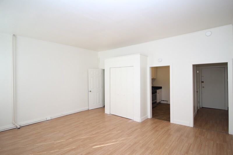 Baltimore Condo: 1015 St. Paul St