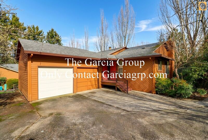 Portland Condo: 5902 SW Karla Ct