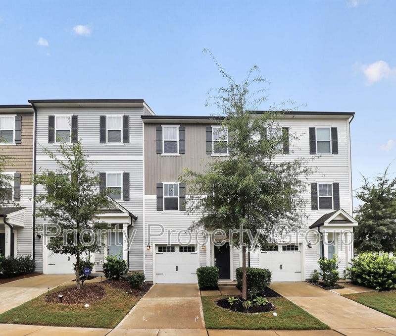Charlotte Townhome: 13308 Porter Creek Road