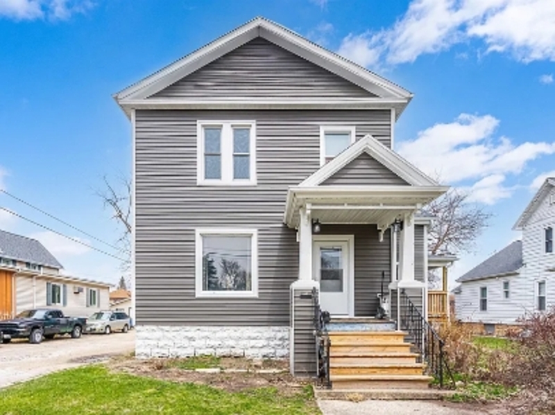 Fond du Lac Condo: 183 East Merrill Avenue - 183 (Front)