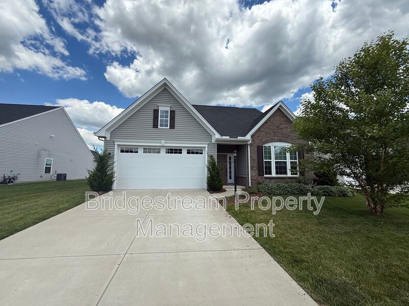 Beavercreek House: 2194 Schmidt Dr