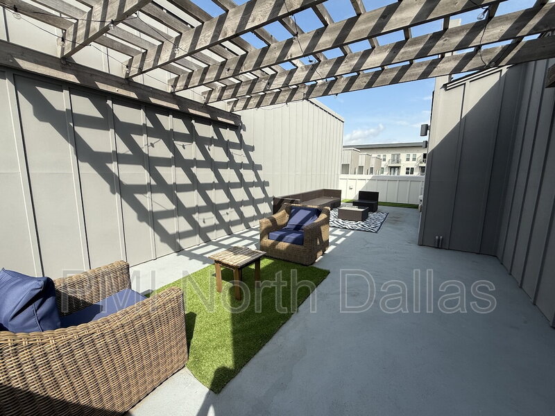 Dallas Townhome: 1771 Mccoy St