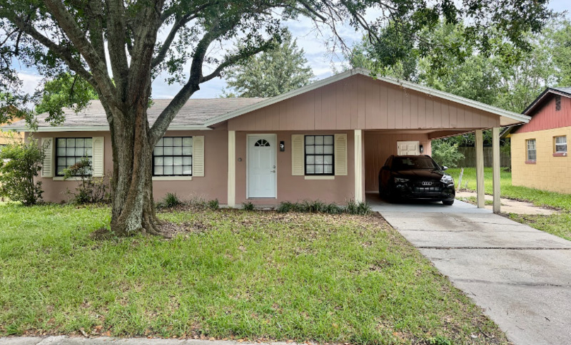 Orlando House: 4656 Marbello Boulevard