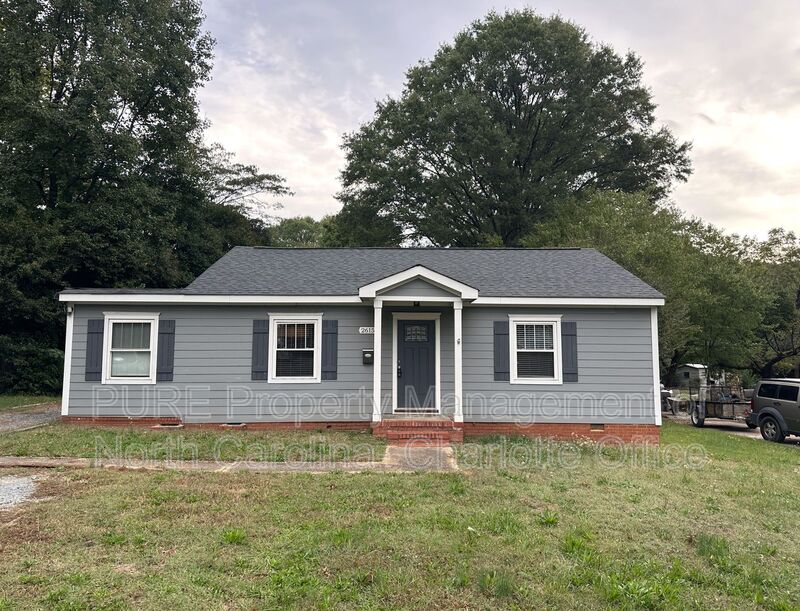 Charlotte House: 2615 Ashley Rd