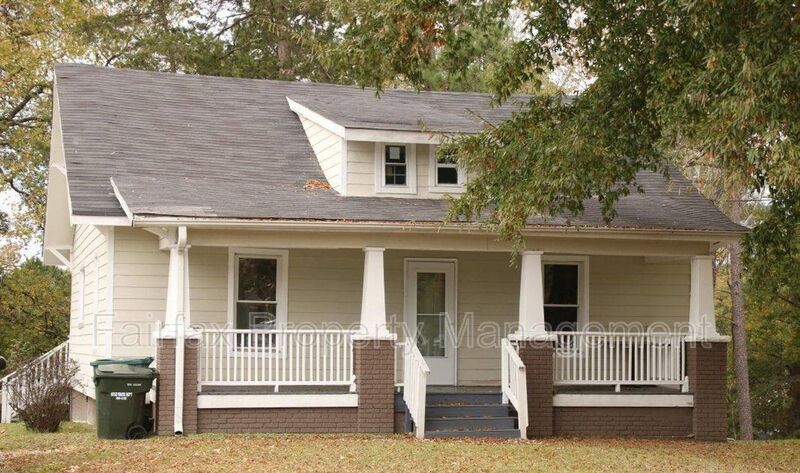 Durham House: 4004 Fayetteville St