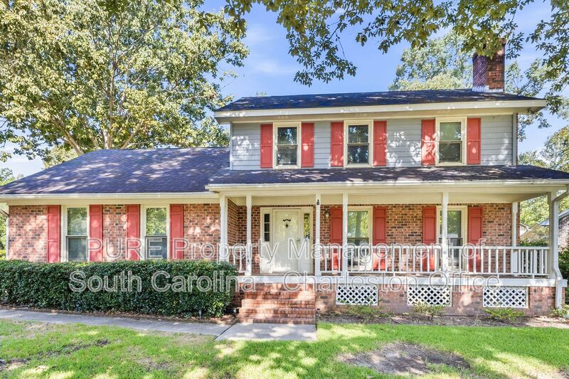 Goose Creek House: 154 Fox Chase Dr