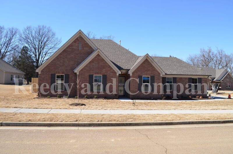 Memphis House: 5467 April Forest Dr