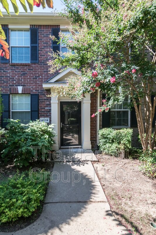 Richardson Townhome: 4074 Kyndra Circle