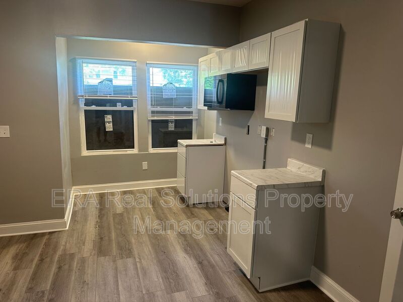 Columbus Condo: 1084 E 16Th Ave