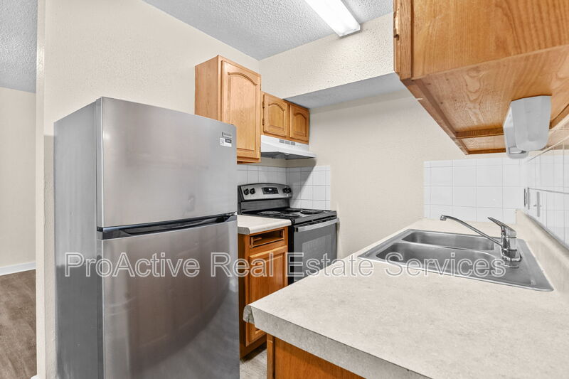 Norfolk Condo: 483 West Ocean View Avenue - C