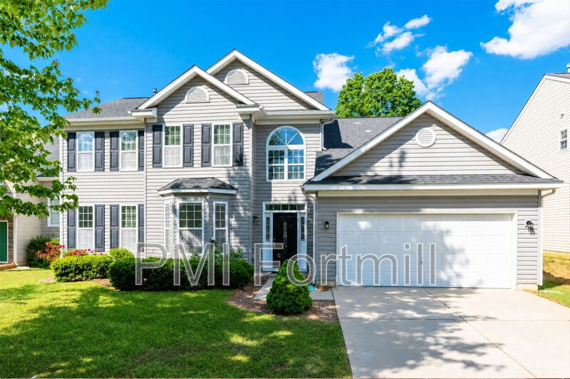 Charlotte House: 10922 Sedgemoor Ln