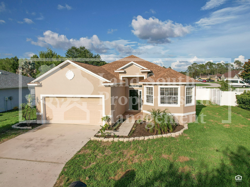 Lakeland House: 5014 Yellowtop Loop