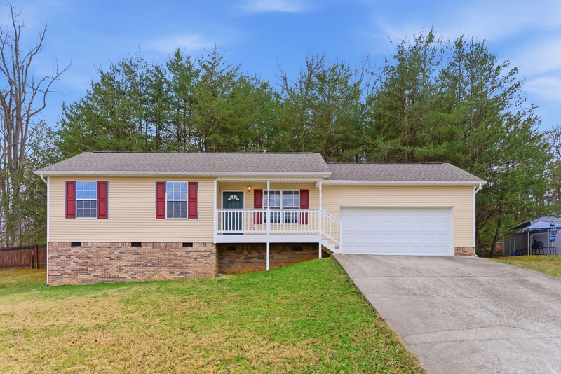 Knoxville House: 2806 Wendi Ann Drive