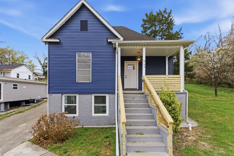 Knoxville Condo: 944 Murphy Avenue - A