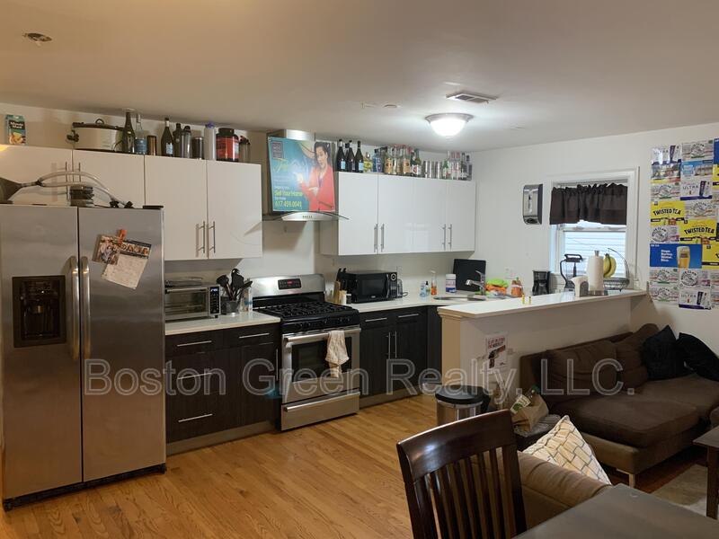 Boston House: 17 Wensley Street