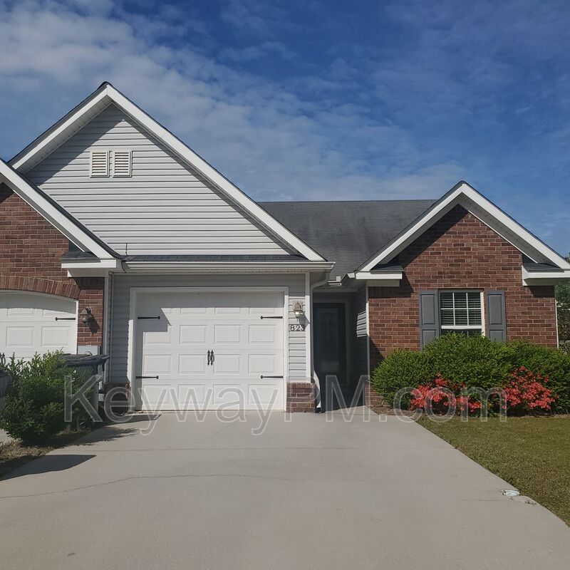 Grovetown House: 823 Whispering Willow Court