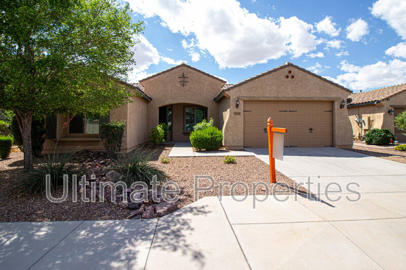Peoria House: 10789 West Prickly Pear Trail