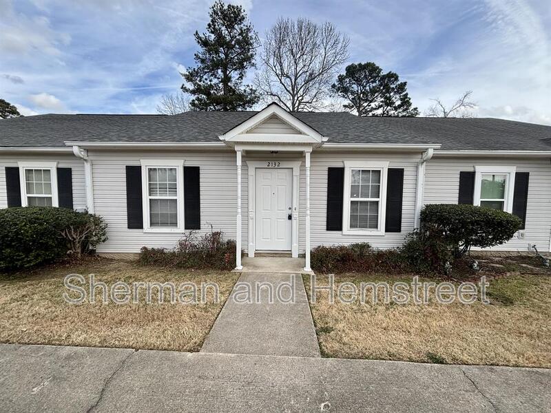 Augusta House: 2132 Oak Ridge Road