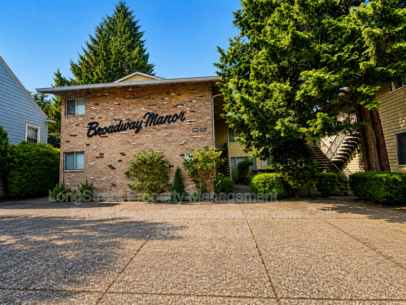 Portland Condo: 4606 NE Broadway