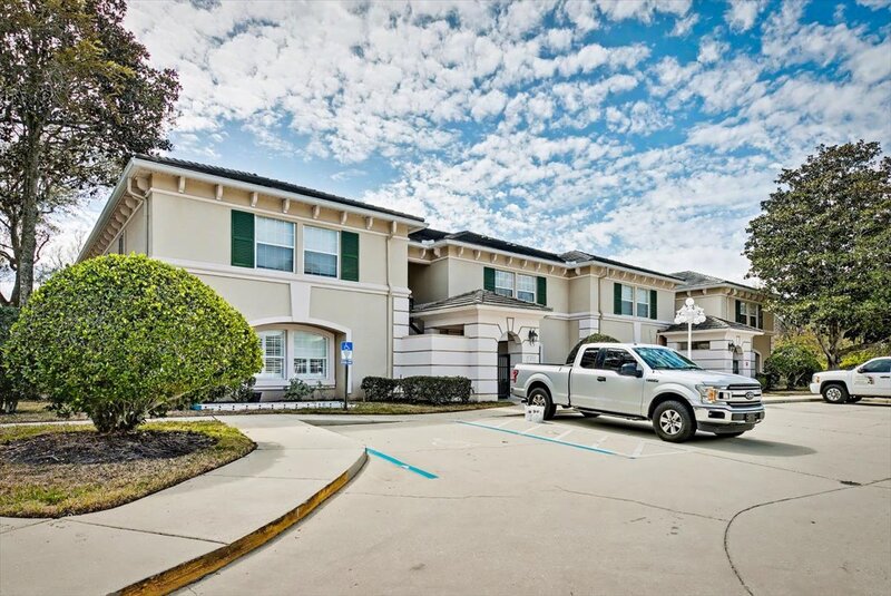 Sawgrass House: 100 Bermuda Bay Circle #104