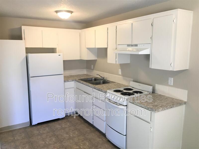 Hillsboro Condo: 221 SE 12th Ave - 24