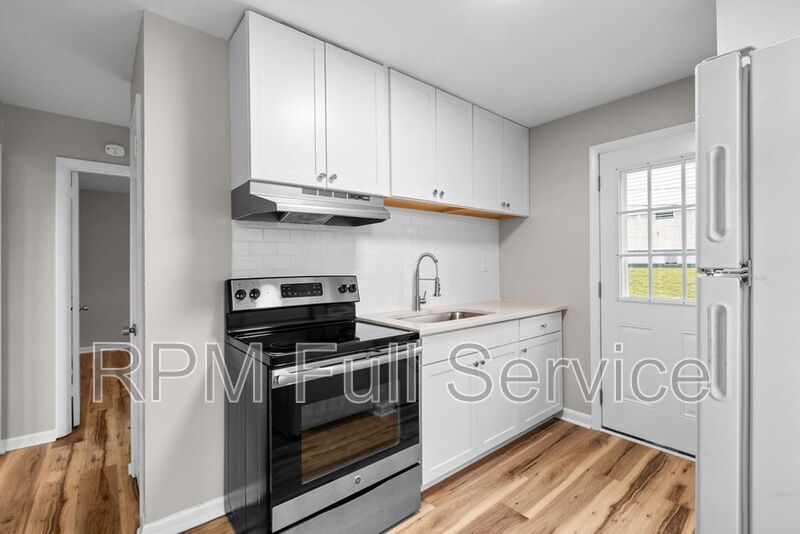 Nashville Condo: 895 W Sharpe Avenue