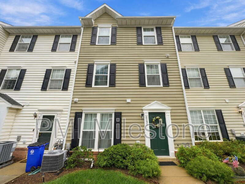 Frederick Townhome: 2132 Bristol Drive