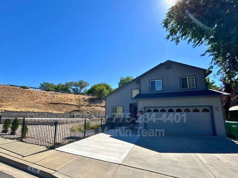 Reno House: 1640 Peavine Road