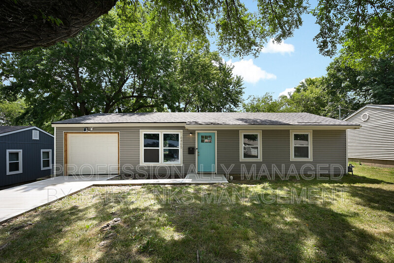 Grandview House: 6405 East 150th Street