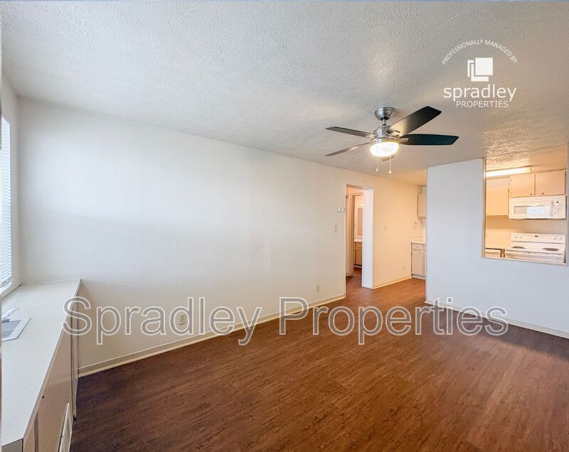Temple Condo: 608 John Paul Jones Dr, Apt #129