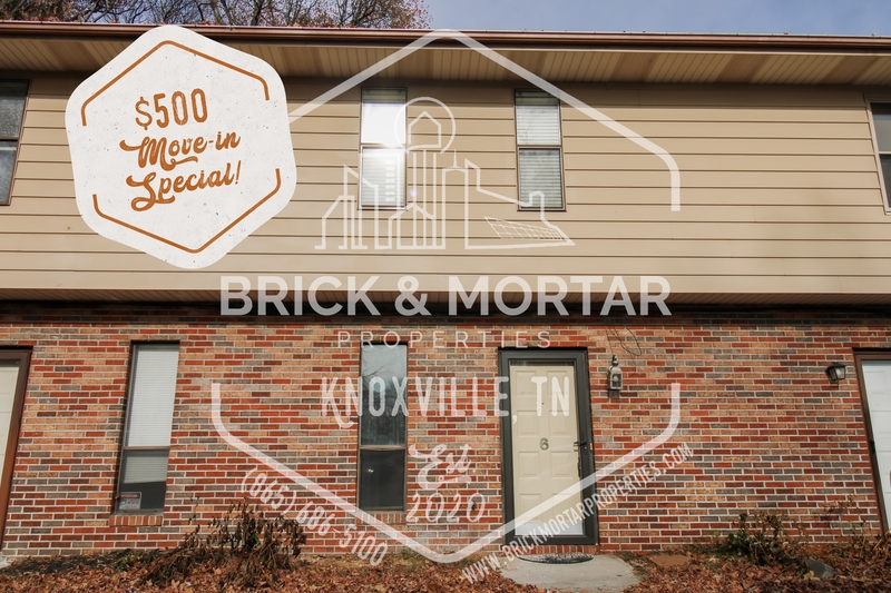 Knoxville House: 4003 Valley View Drive Northeast