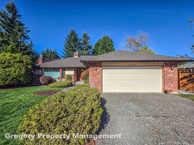 Mill Creek House: 2209 138th Pl SE