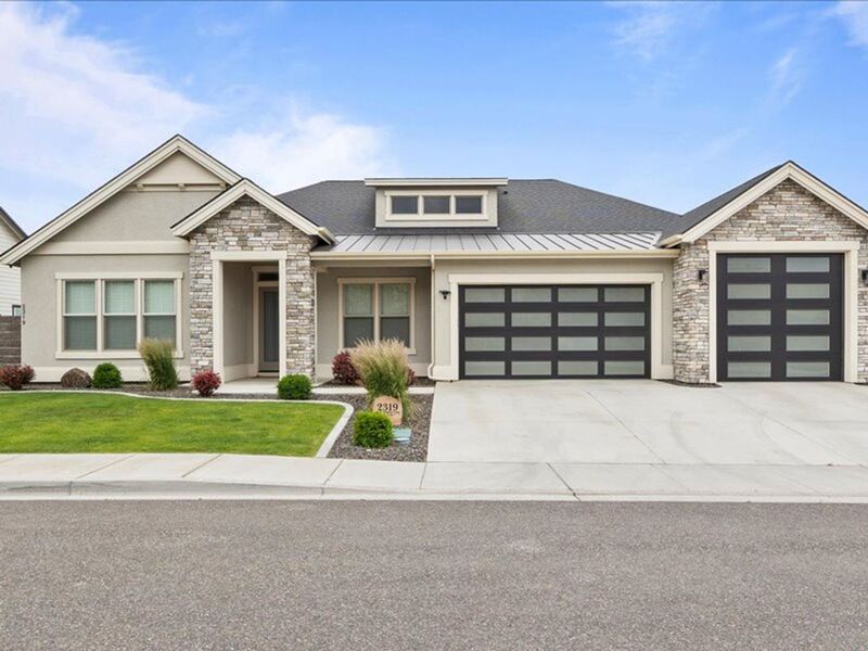 Richland House: 2319 Skyview Loop
