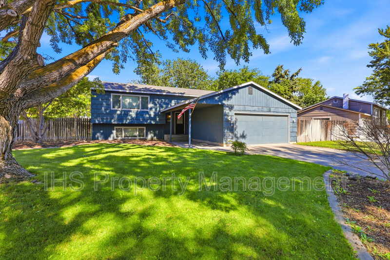 Kennewick House: 603 N Conway Pl