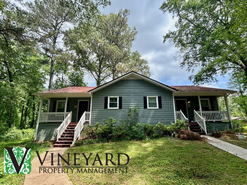 Dallas House: 4311 E. Paulding Drive