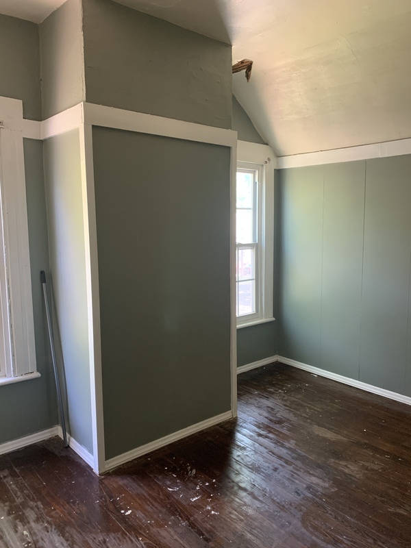 Rental Photo of Attic Bedroom in a House Near Uptown Charlotte - 1032 Karendale Avenue
