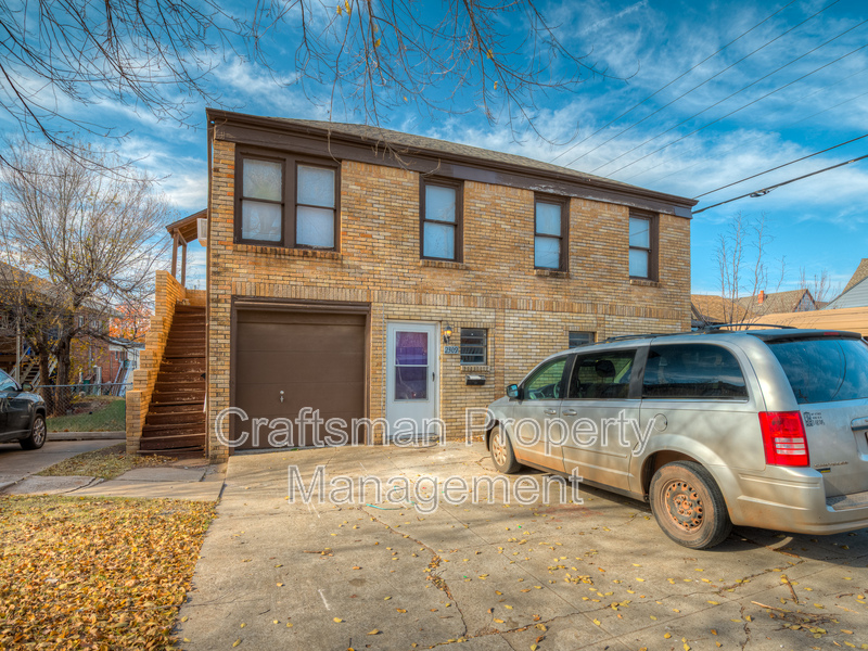 Oklahoma City House: 2309 North Florida Avenue
