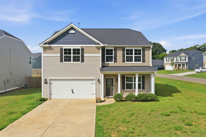 Mebane House: 2509 Summersby Drive