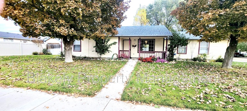 Nampa House: 146 North Grant Street