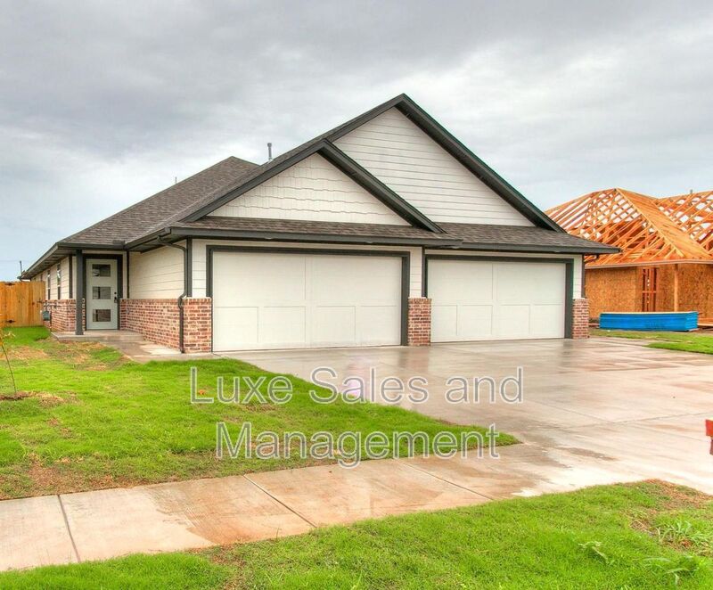 Oklahoma City House: 8002 NW 105th Terrace