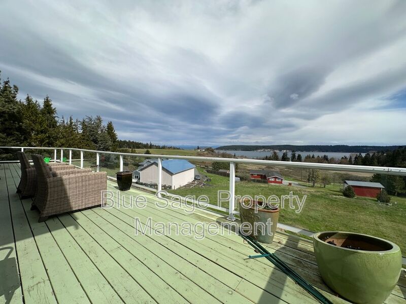 Sequim House: 1792 W Sequim Bay Rd