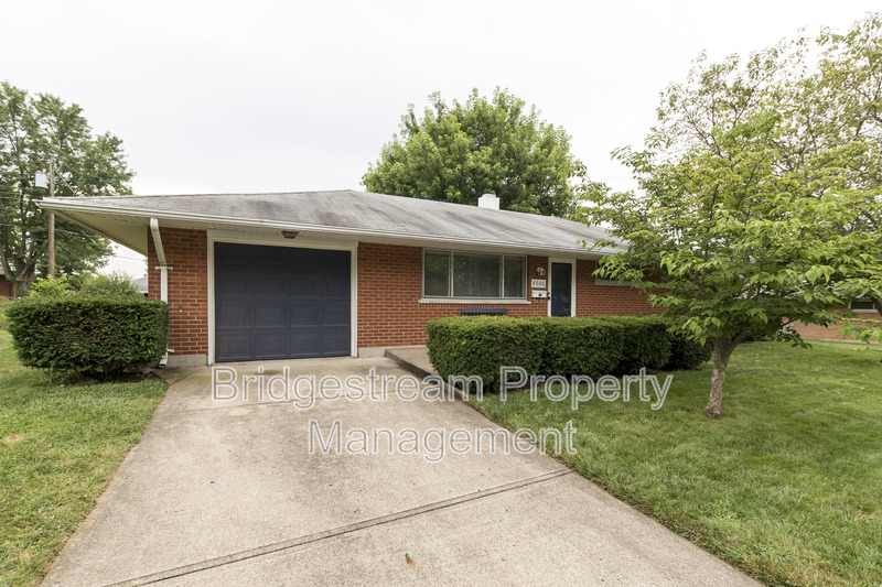 Huber Heights House: 4606 Knobhill Drive