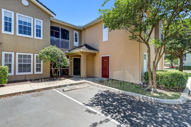 Request a Viewing for 10075 Gate Parkway, Unit 1611 Tenant Turner