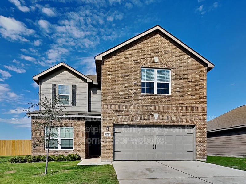 Elgin House: 14032 John Aregood Pass