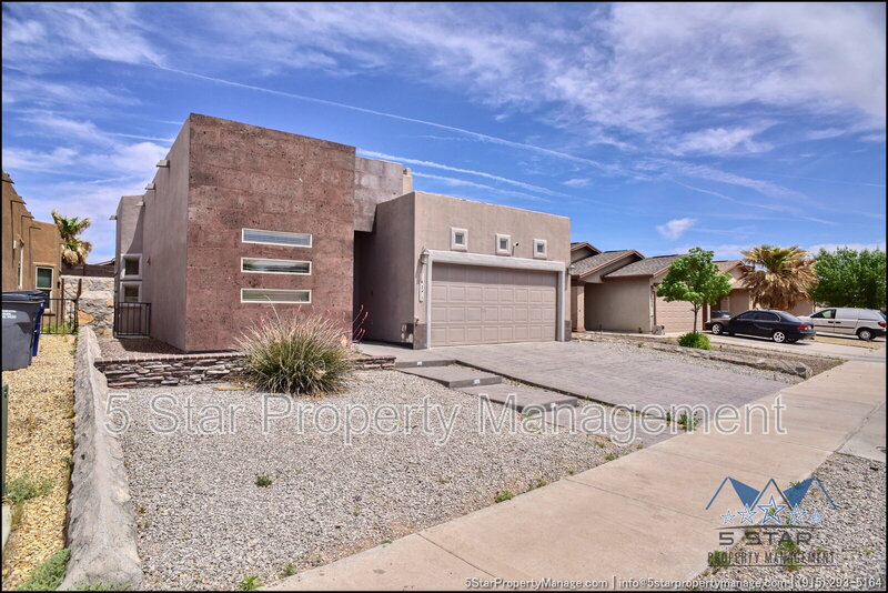 El Paso House: 14373 High Rock Drive !!