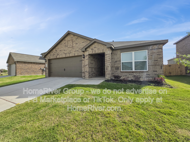 Ferris House: 246 Shaw Creek Blvd