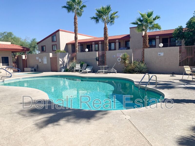 Apache Junction House: 1440 N Idaho Road