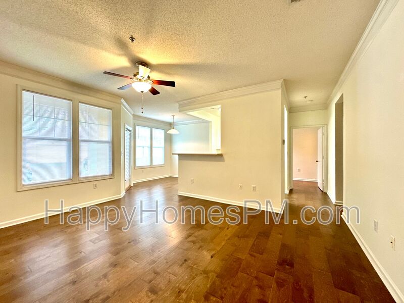 Mount Pleasant House: 2411 Chatelain Way