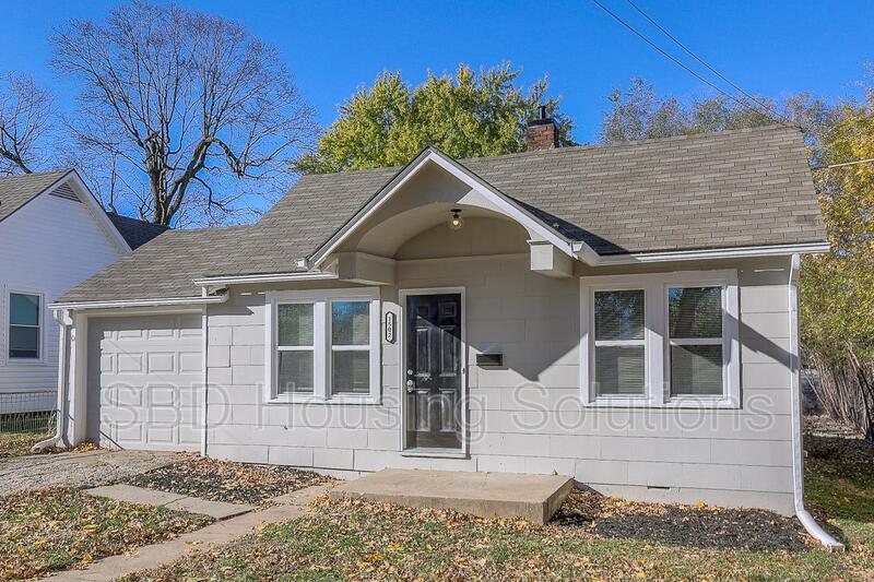 Independence House: 1502 N Main St